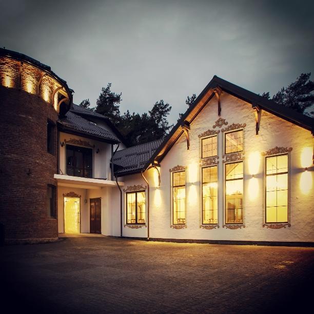 Shpatser Hotel Briukhovychi Exterior photo